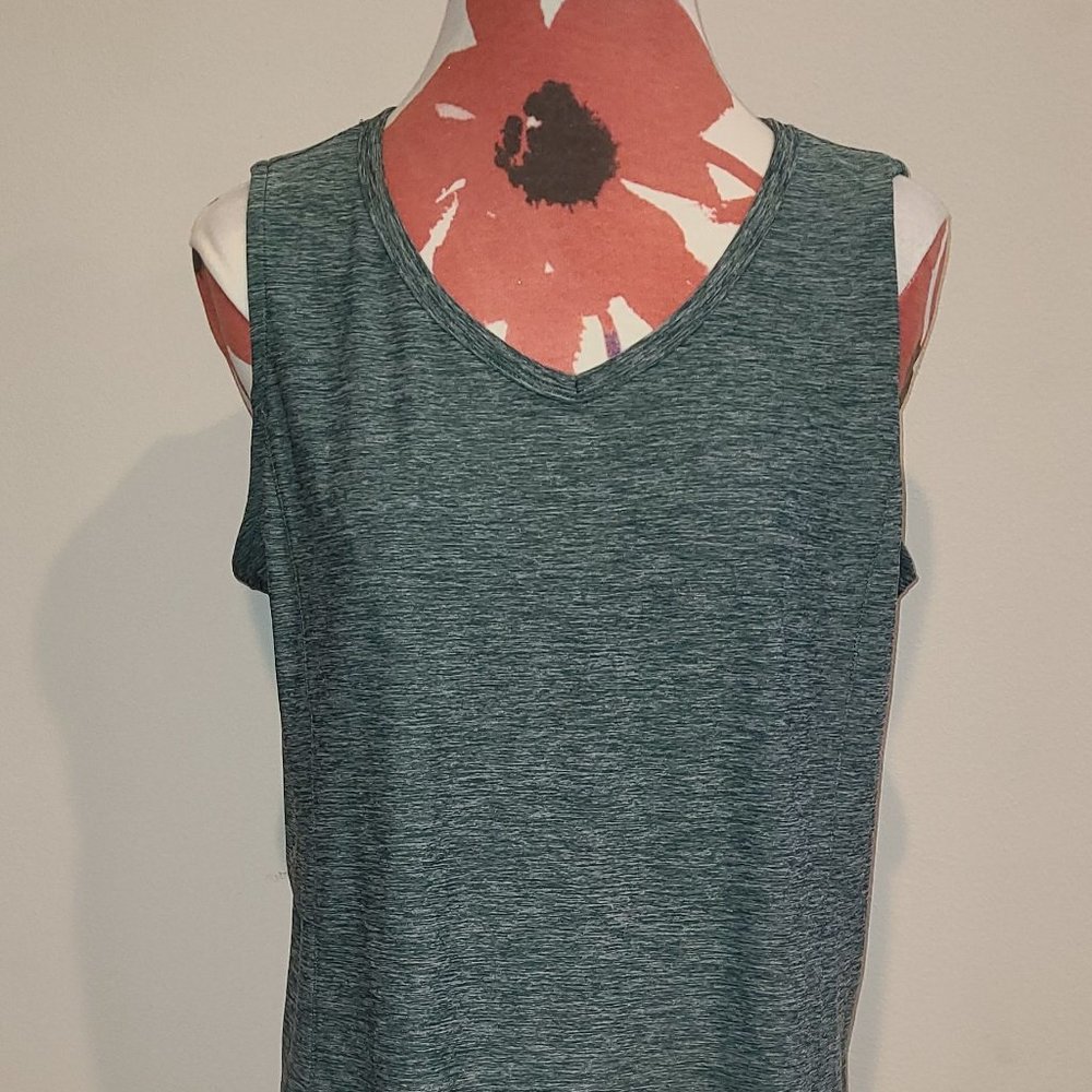 Duluth Trading Co Women's Armachillo Cooling Tank Top Sz L